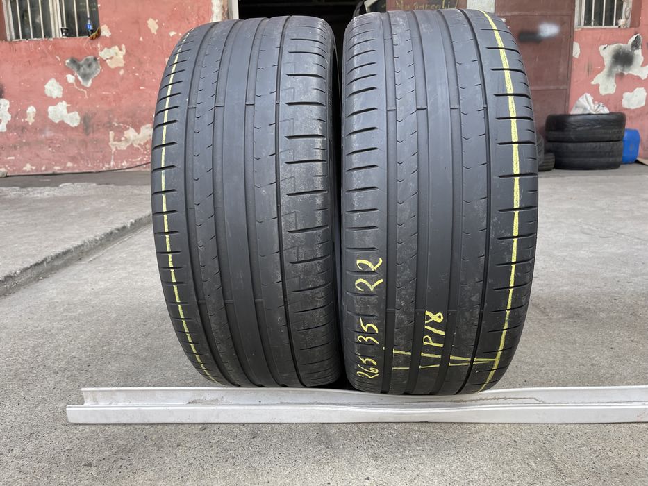 2 anvelope de vara Pirelli 265/35/22
