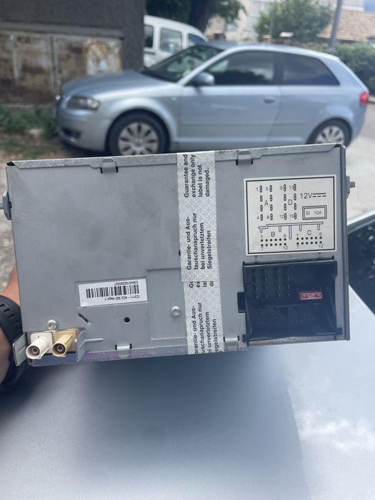 Продавам оригинални CD/ радиа за Volkswagen b6