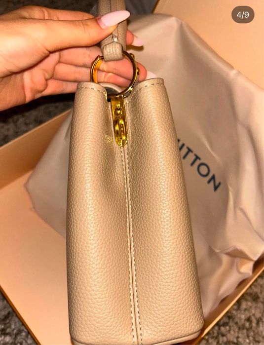 Geanta Louis Vuitton Capucines piele naturala
