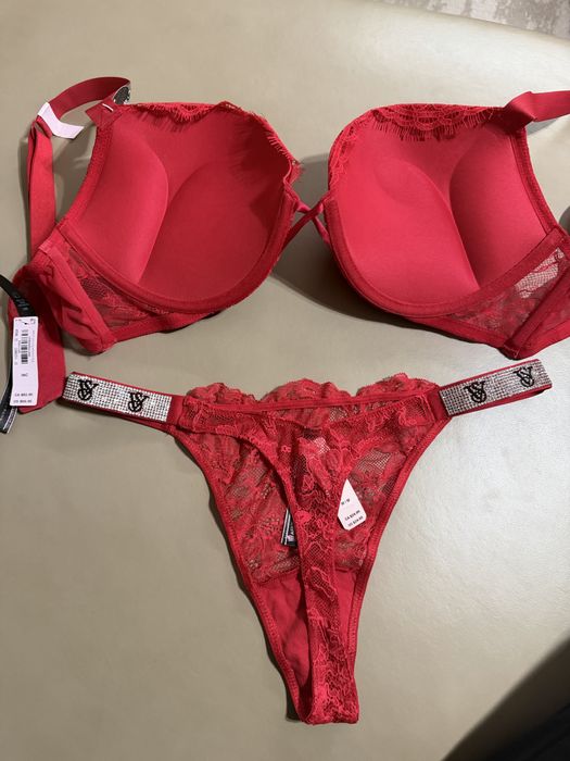 Victoria’s Secret  бельо комплекти