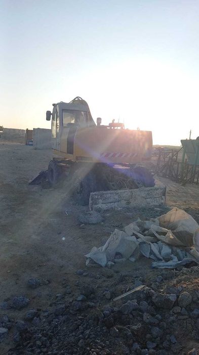 Продается экскаватор колесный советский марки ЕК-14