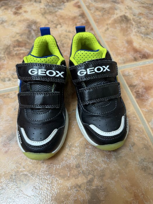 Lot Geox mărimea 27