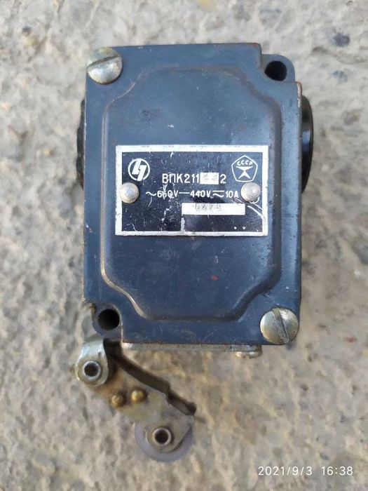 Выключатель путевой ВПК-2112-У2