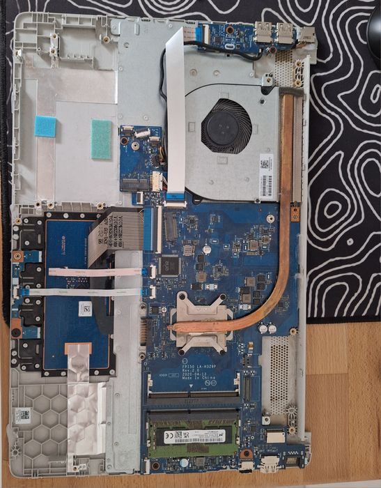 laptop hp 250 g8