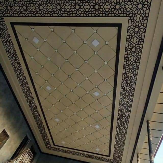 Туникафон усталар
