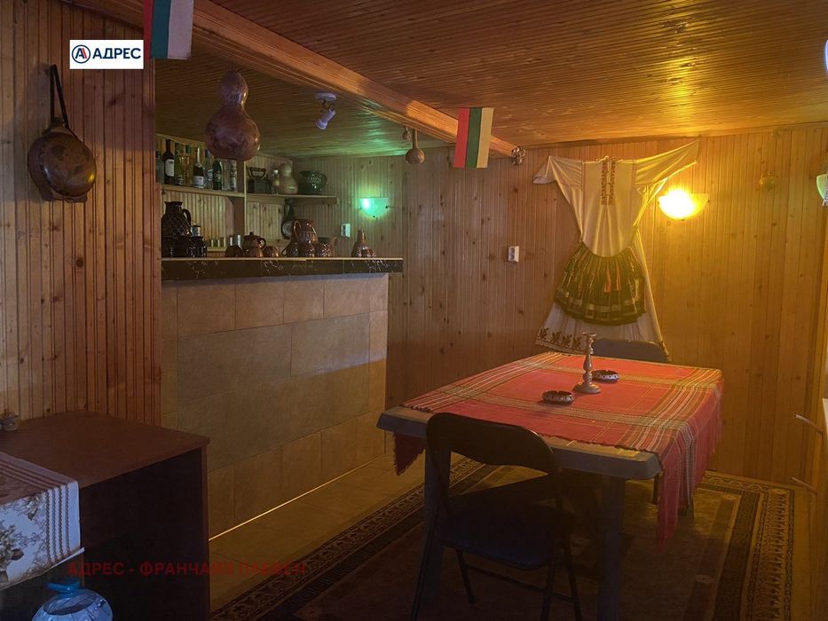 Къща в Плевен, област-с.Брест площ 200 цена 120000