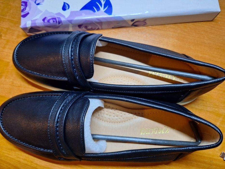 Лоферы новые, кожа