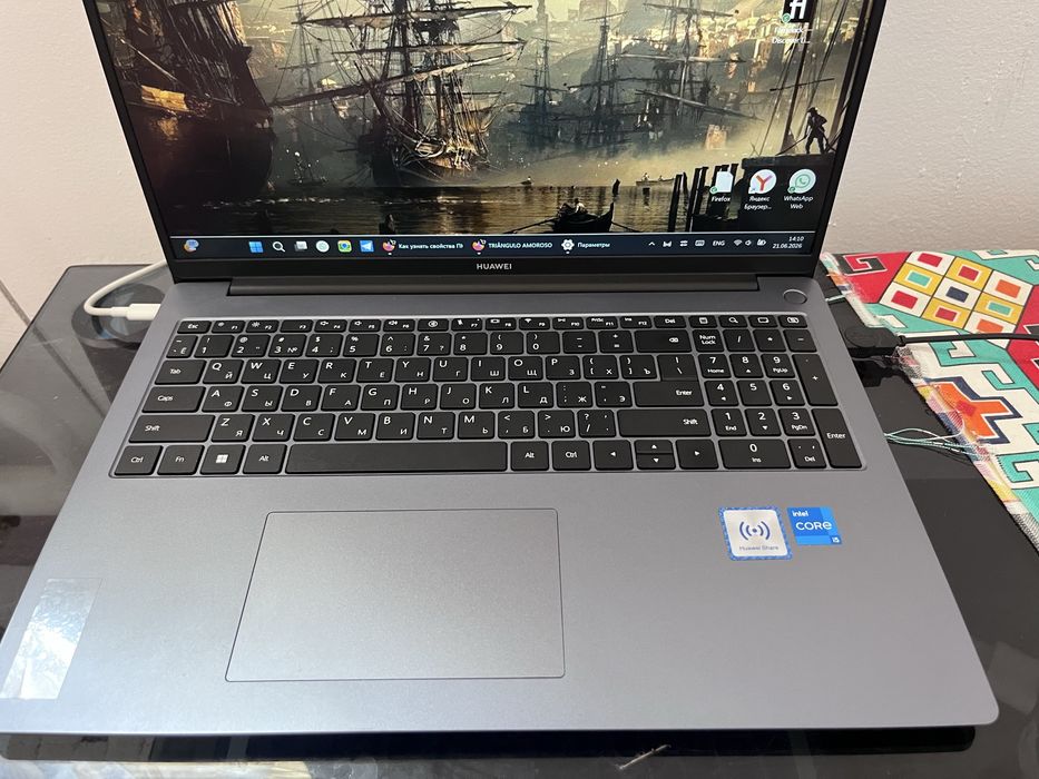 Huawey  mate i5 64/