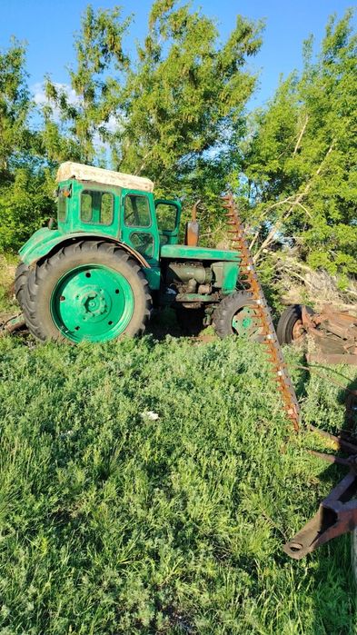 Продам трактор Т40, косилка двух бруска, и пресс