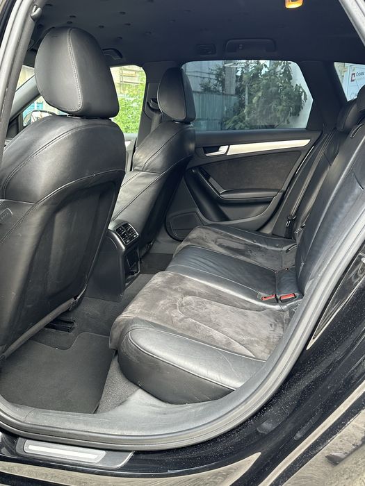 Audi a4 b8 2.0 tdi 143cp Sline