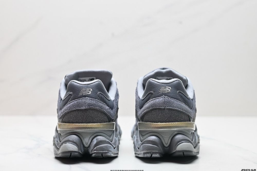 New Balance 9060 - Magnet