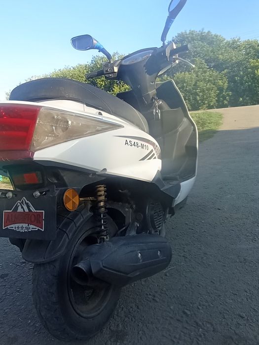 ALMOTOR M10 скутор