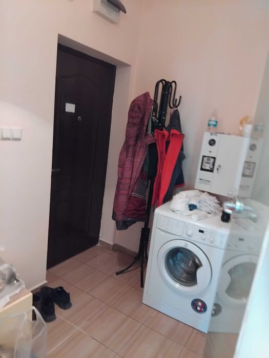 Под наем обзаведен апартамент в центъра на София. Цена 500 евро. Тел. за връзка 0886854164.