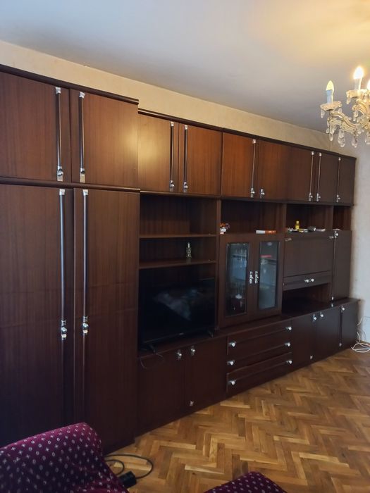 Продавам употребявани мебели