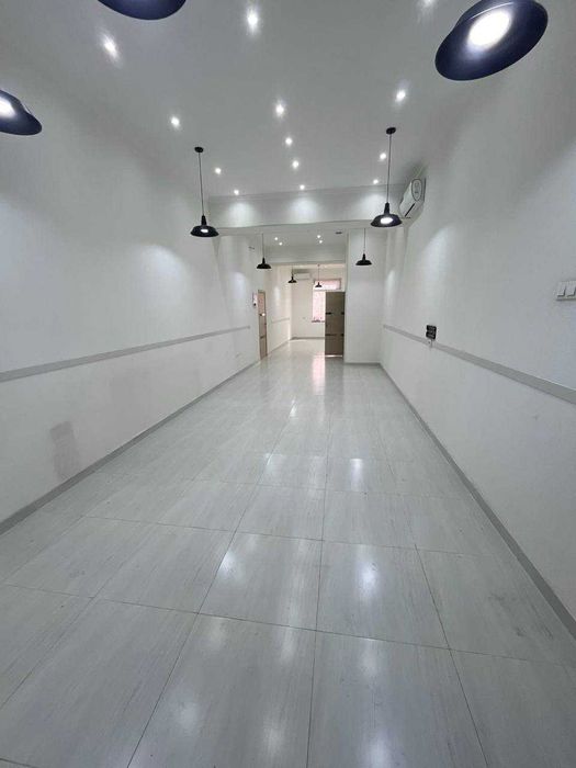 Офис на 1-этаже в Новостройки, 56 кв.м на Е-квартале, потолок 4 метра