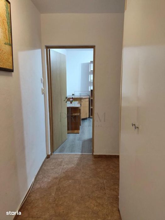 SEMICENTRAL - AP. 1 CAMERA - mobilat, utilat, centrala proprie