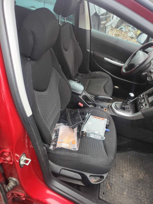 Peugeot 308 на части пежо 308 2.0hdi 140кс