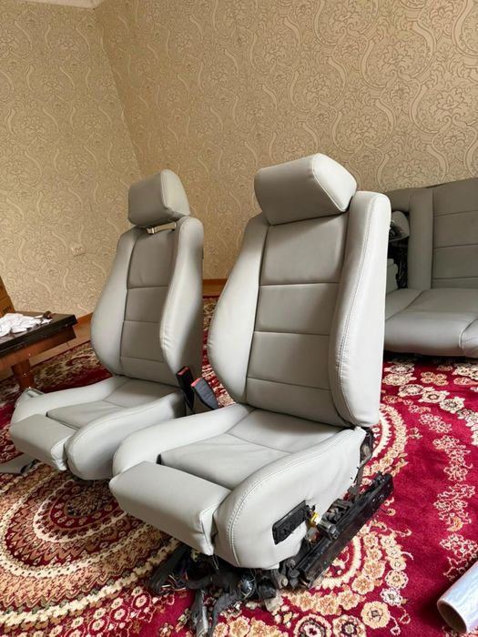 Продам салон на бмв е34