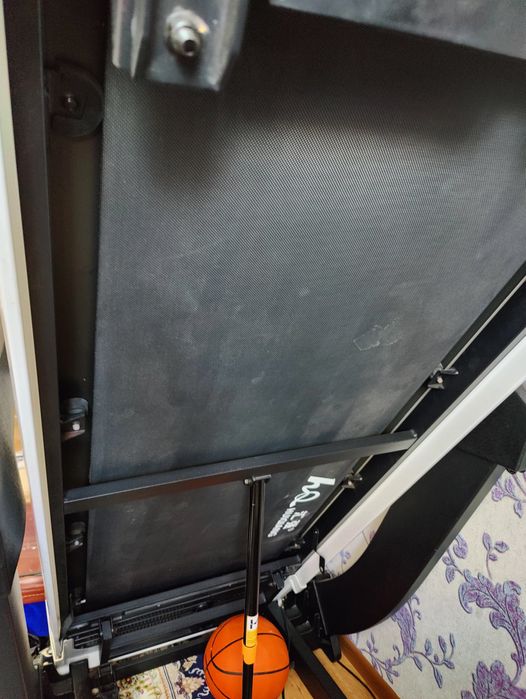 Продам беговую дорожку