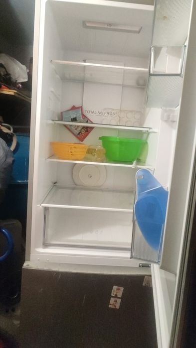 Продам срочно холодильник