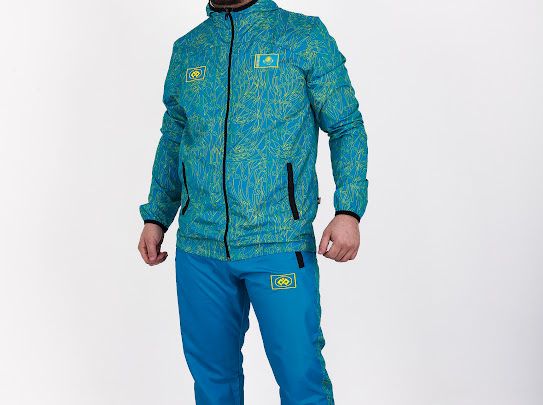 Спортивный костюм