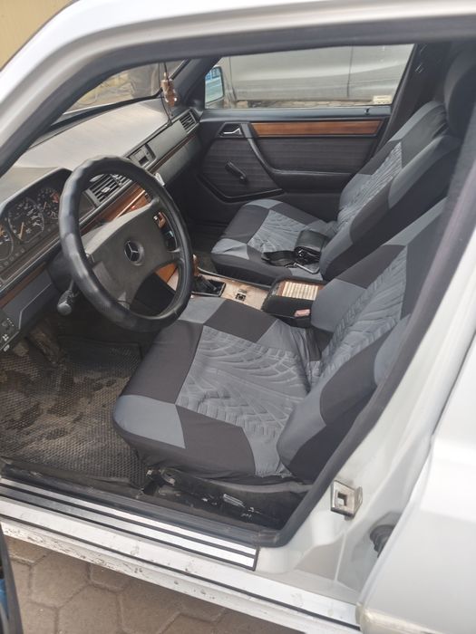 Продам Мерседес 124