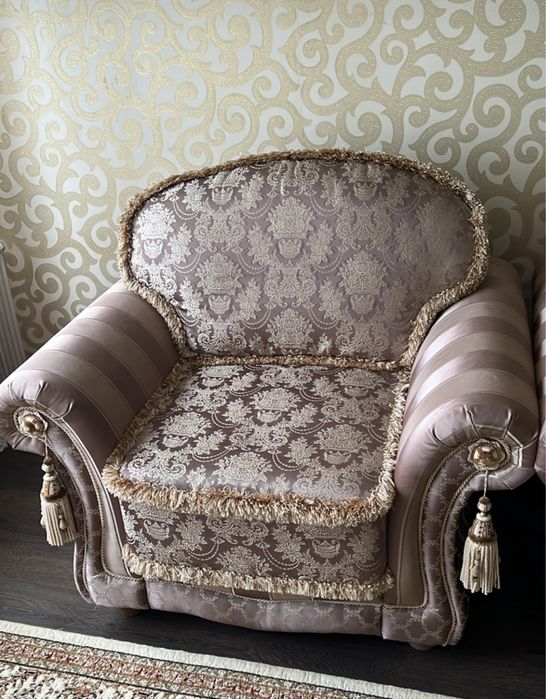 Диван раскладной +2 кресла