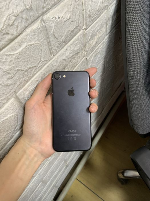 Продам Айфон 7 32gb 55%