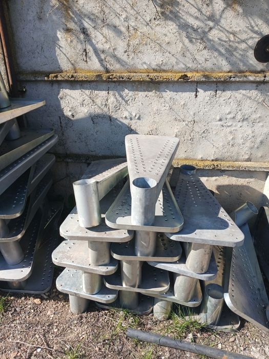 Trepte metalice zincate ecoidale