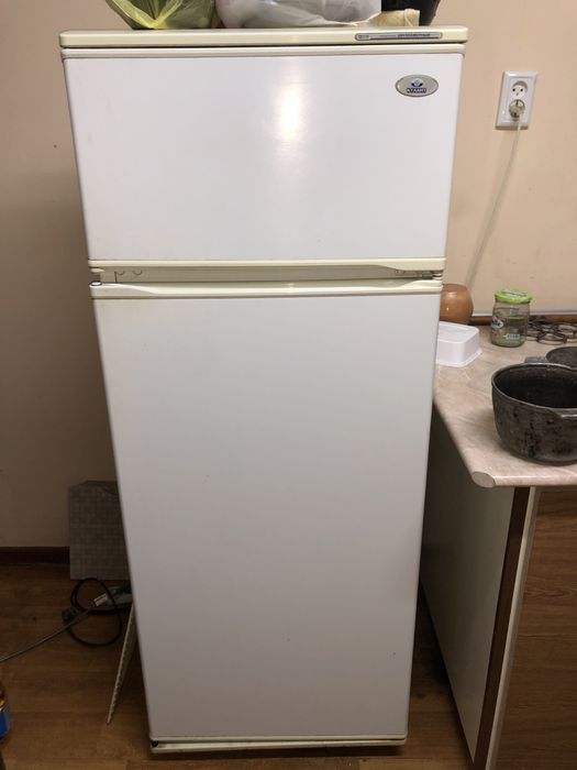 Холодильник в хорошем состоянии