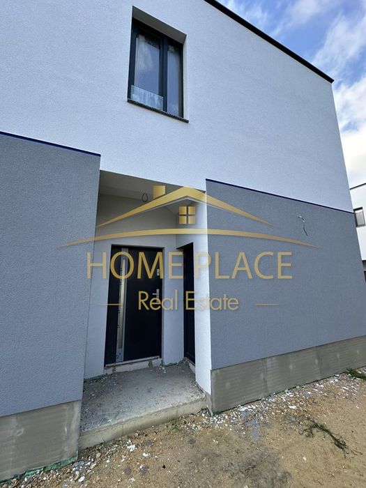 Къща в м-ст Боровец Юг