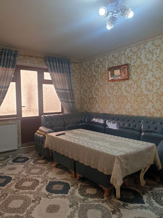 Квартира ижарага берилади. Наманган шахар 6 микраройон каттайулга якин