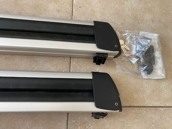 Suport Ski 600mm 6 PERECHI Original NOU Volvo XC40 XC90 8622614