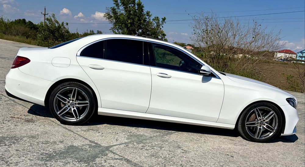 MERCEDES-BENZ E-Class 2019 — imagine 3