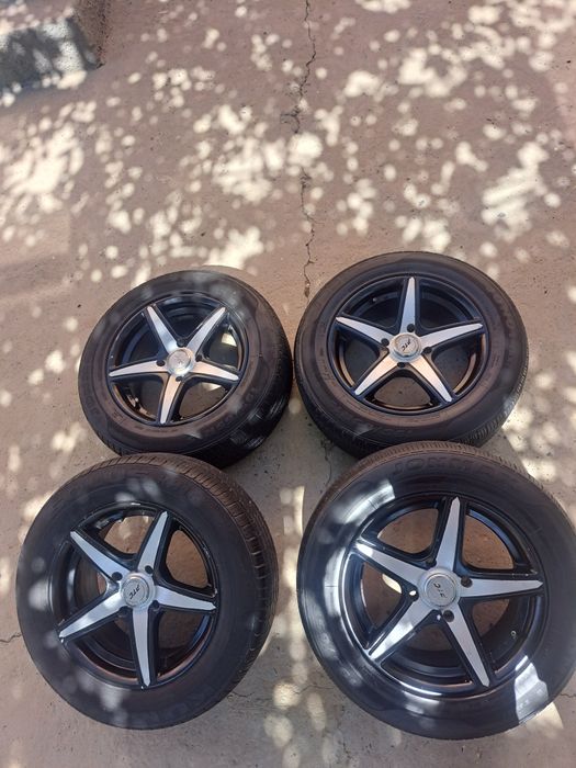 Deska sotiladi 15 razmer