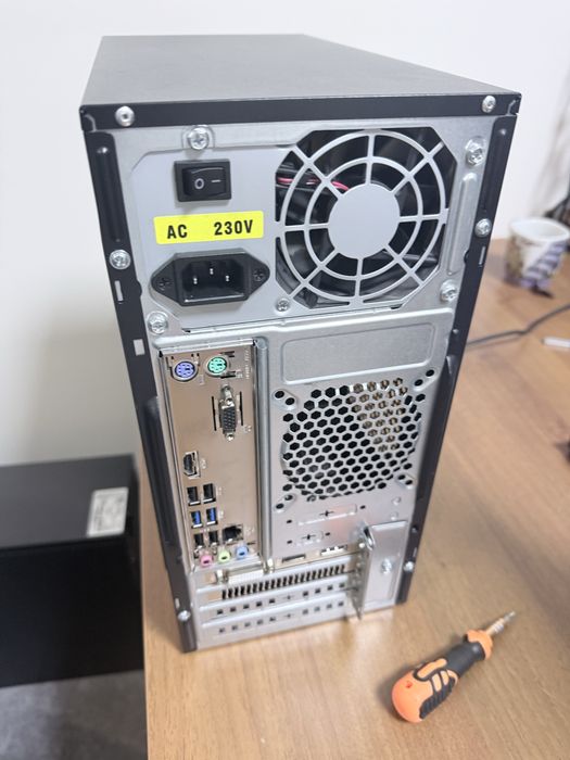 Процессор: Intel Core i3-10100F