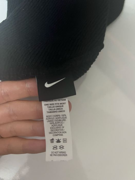 Шапка Nike в отлично състояние