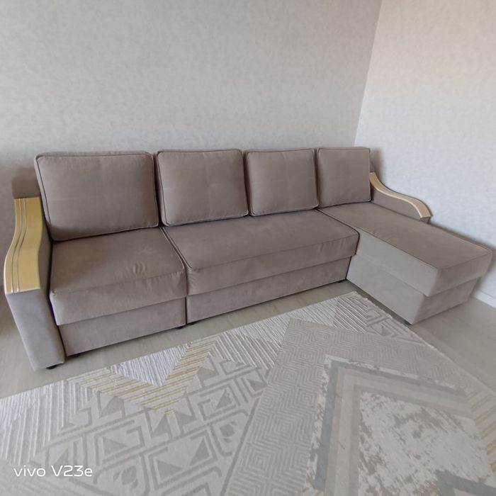 Продам диван срочно