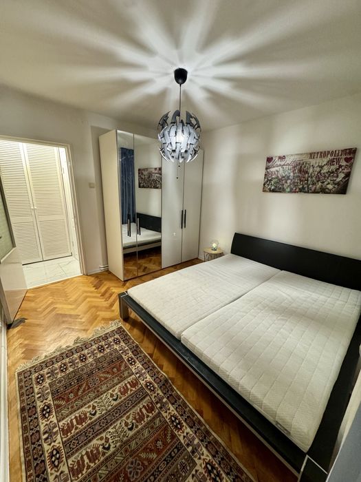 Apartament de închiriat | PF | 3 camere | Podu Ros | AC | Centrala