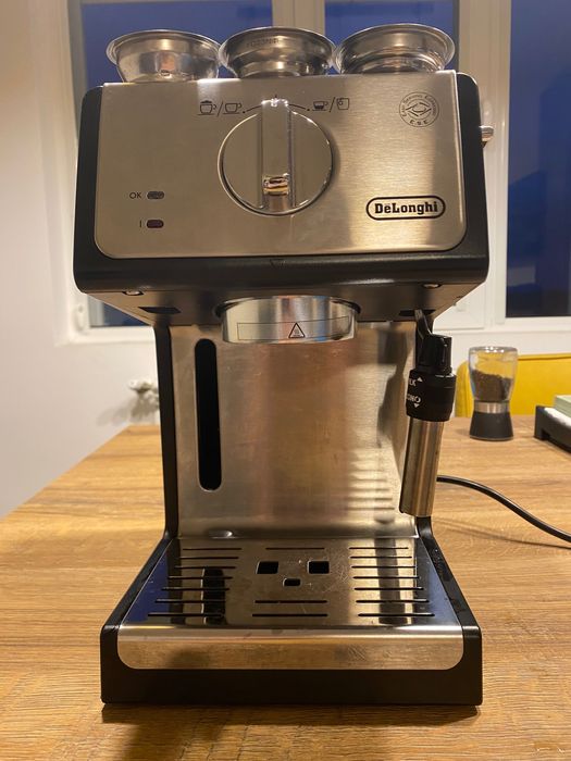 Кафе машина DeLonghi