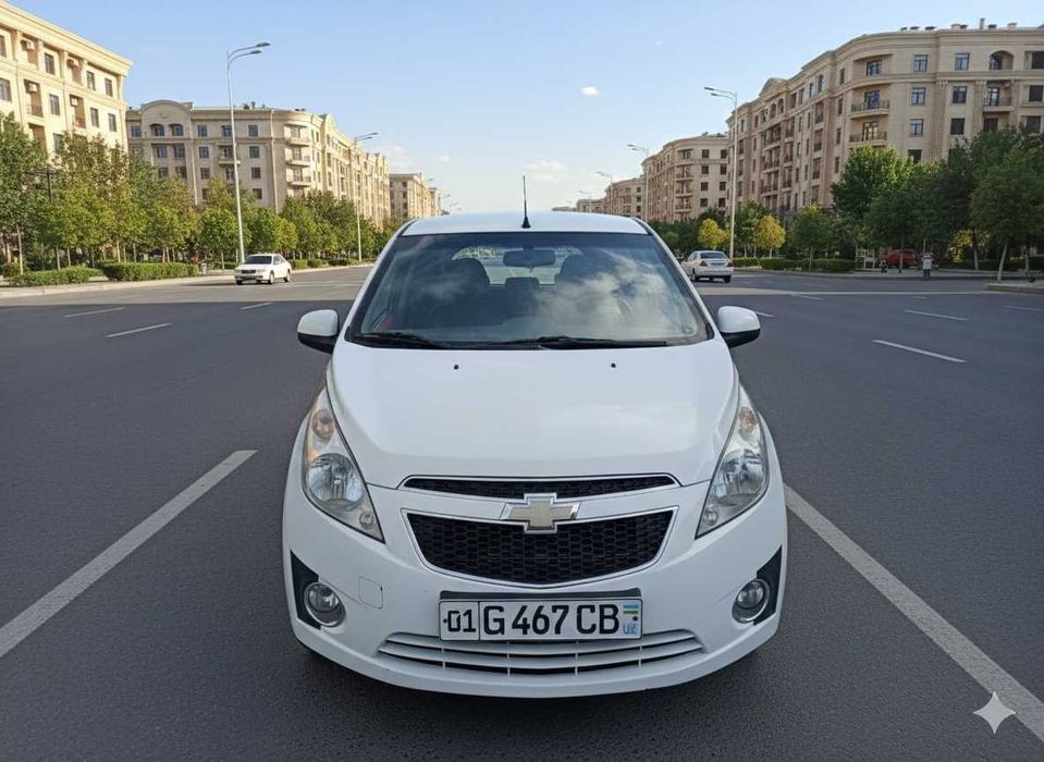 Спарк 1.2л. 3 позиция 2011 года в добрые руки, ездили аккуратно