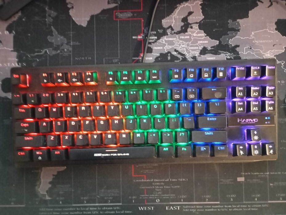 Tastatura mecanica gaming Marvo KG901 blue switch + mouse gaming bonus