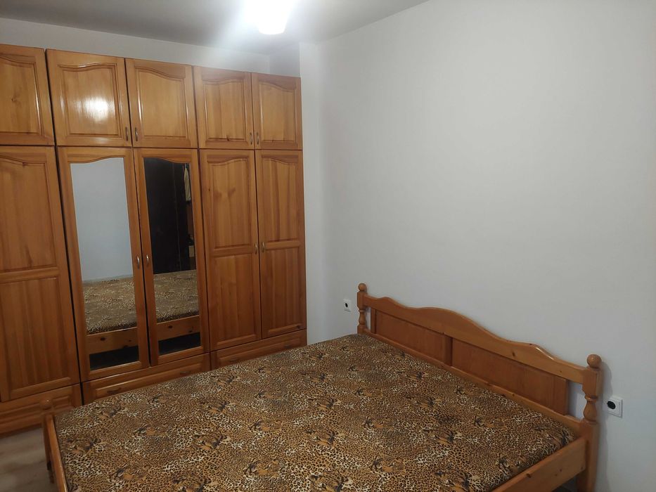 Дава се под наем Тристаен апартамент в Пловдив, Младежки Хълм - 70 кв.м за 648.21 € - Снимка #6