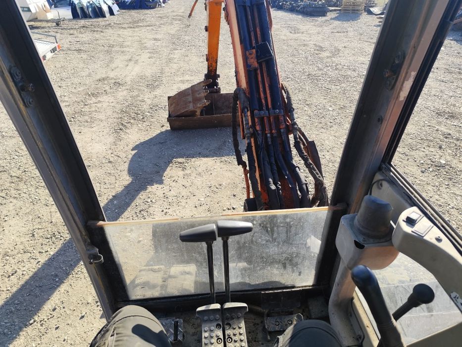 Excavator hitachi z axis 50
