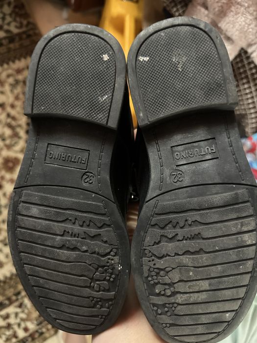 Детская обувь крассовки туфли