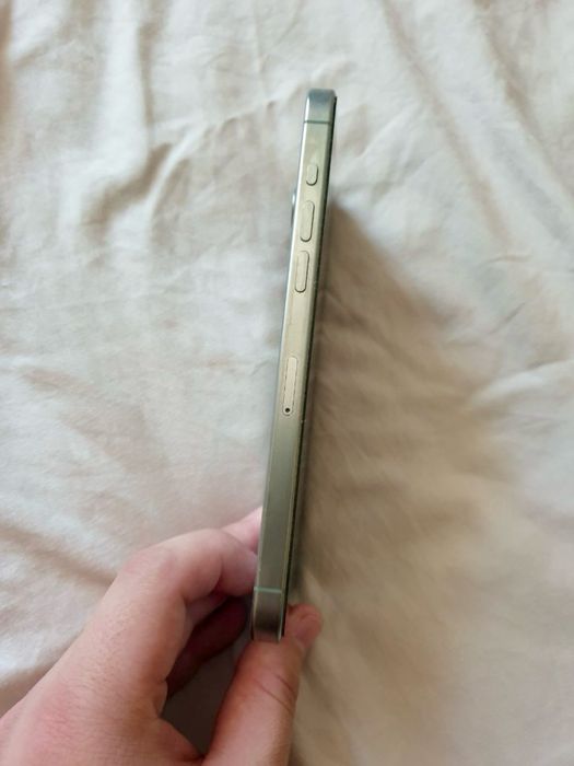 15 Pro Max 256 GB sotiladi