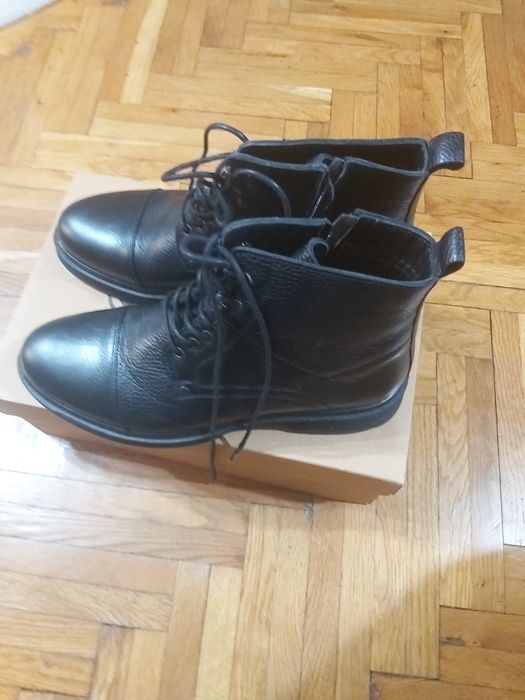 Bocanci Otter negri nepurtati piele