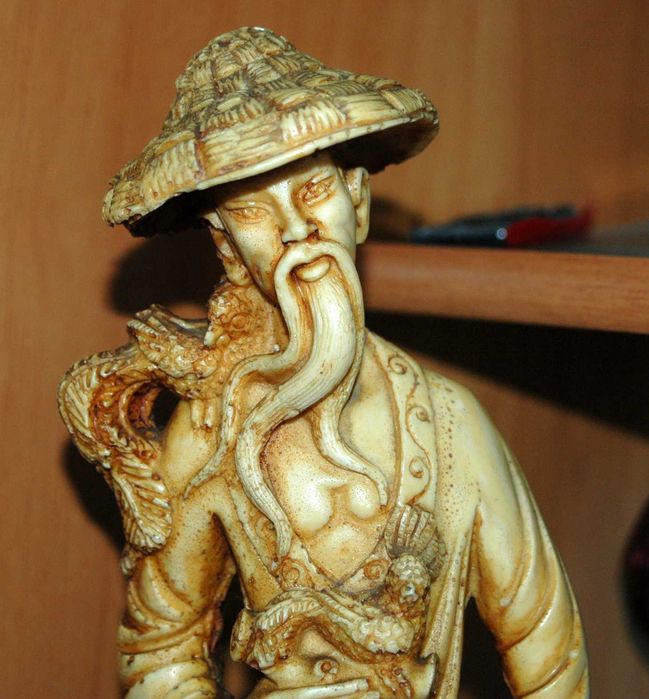 Statueta chinezeasca 38 cm cu aproximatie anii 1900 - Barbat