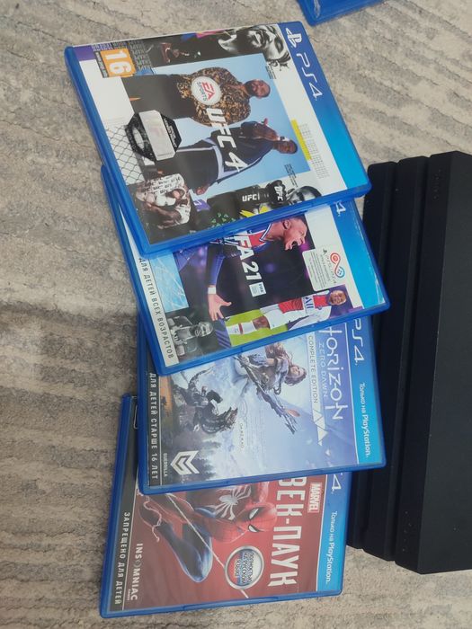 Плестейшн 4 PS4, 1 терабайт