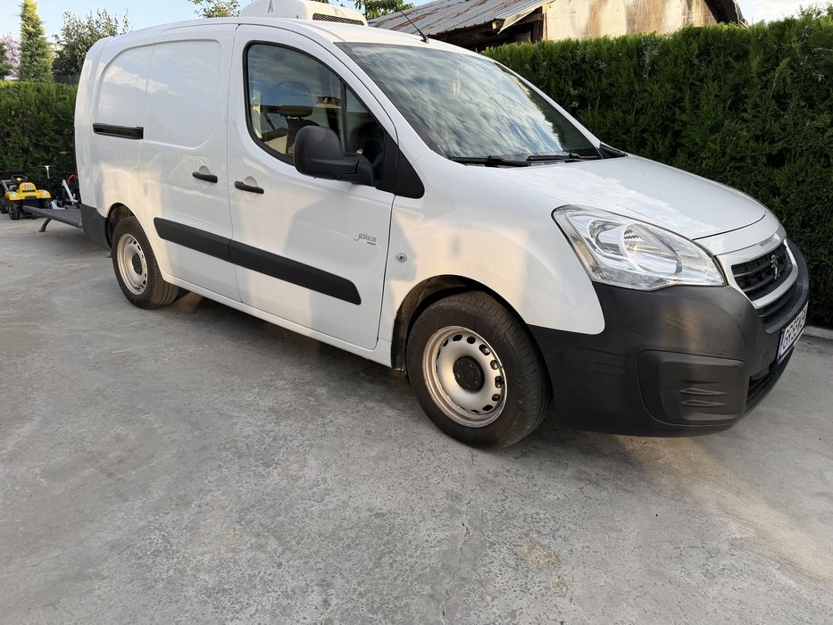 Primul proprietar in Romania!Vand peugeot partner maxi frigorific(0-4 grade)